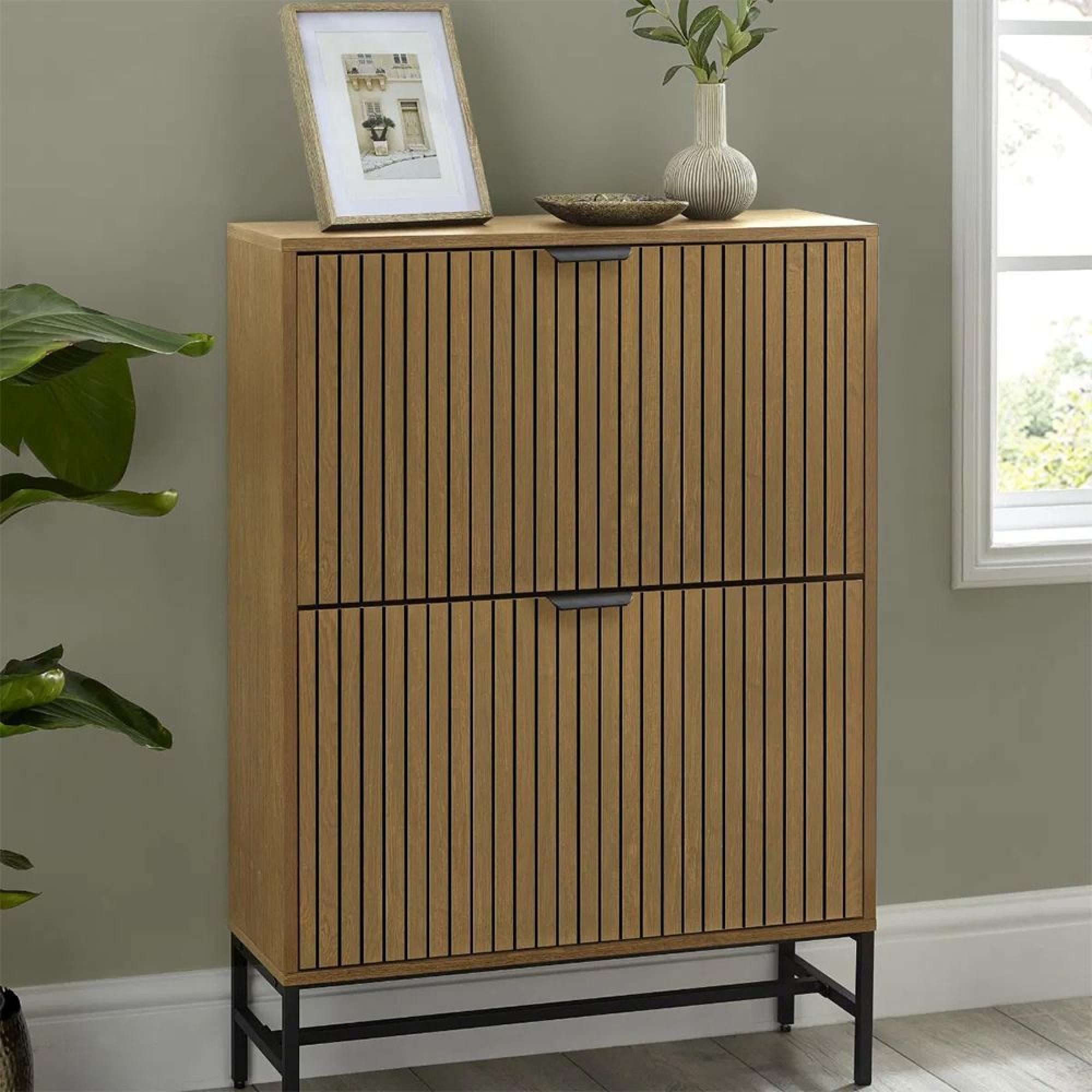 Sia Shoe Cabinet - 2 Door - Flip Down - Ribbed - Oak