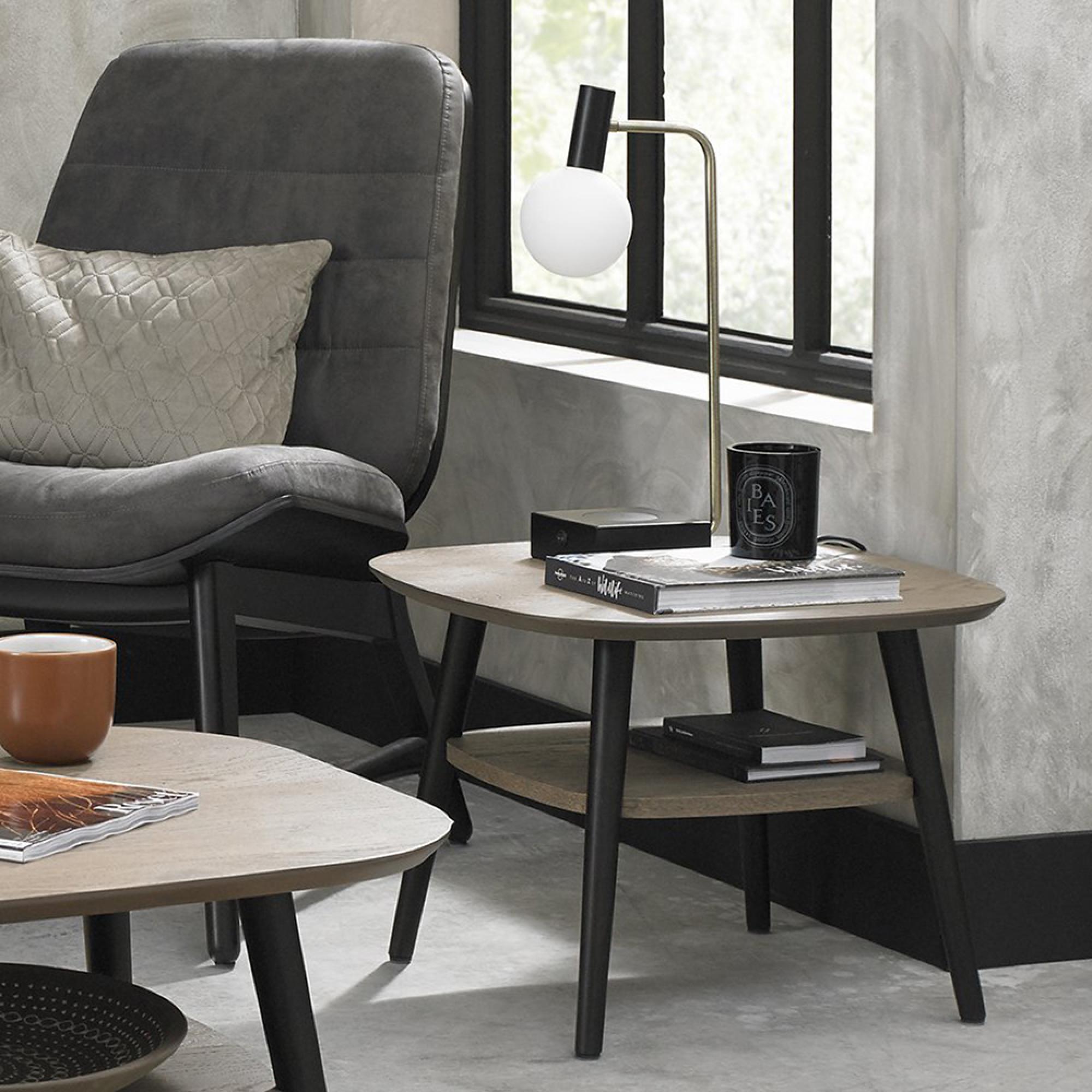 Vintage Weathered Oak & Peppercorn Lamp Table - 1 Shelf