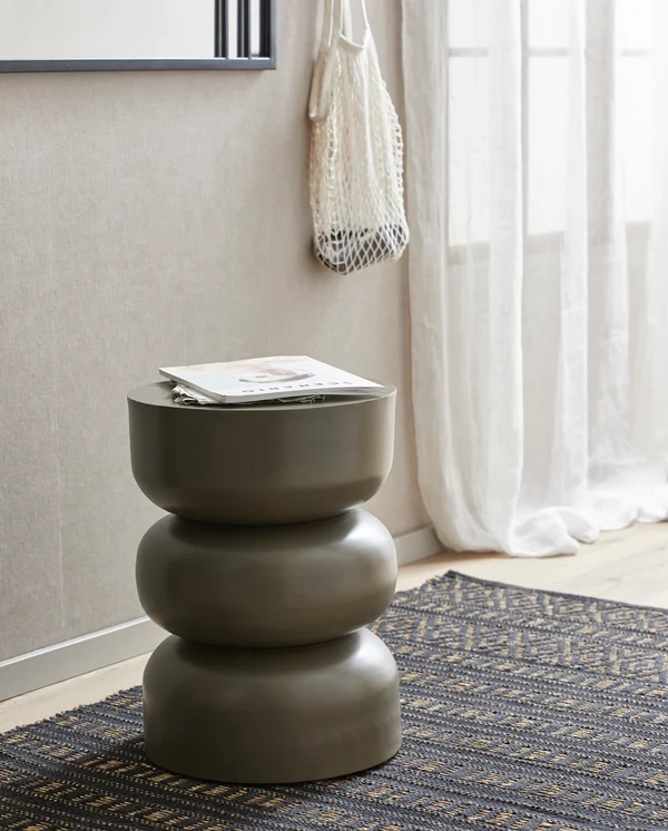 Alma Side Table - Round - Metal
