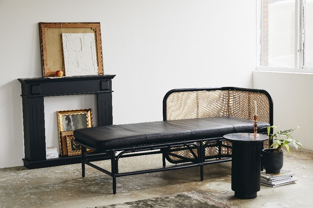 Erie Side Table - Round - Black Marble