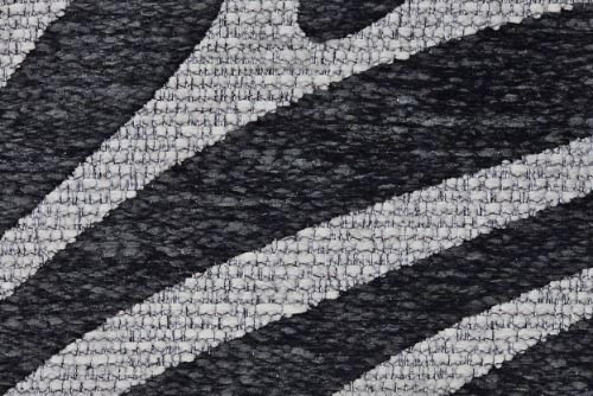 Deluxe : Zena Swirl Black