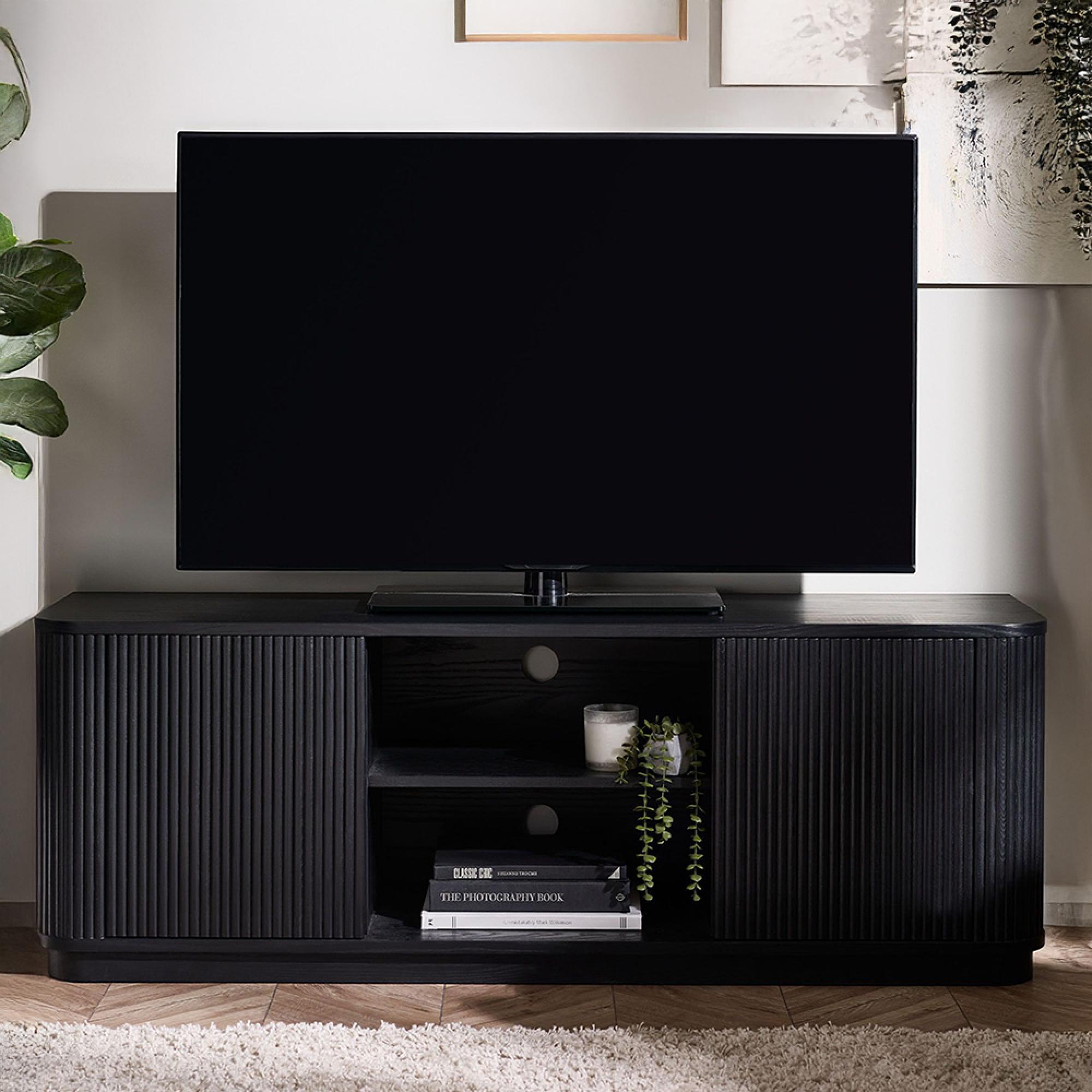 Louis TV Unit - 140cm - Black - Fluted Base