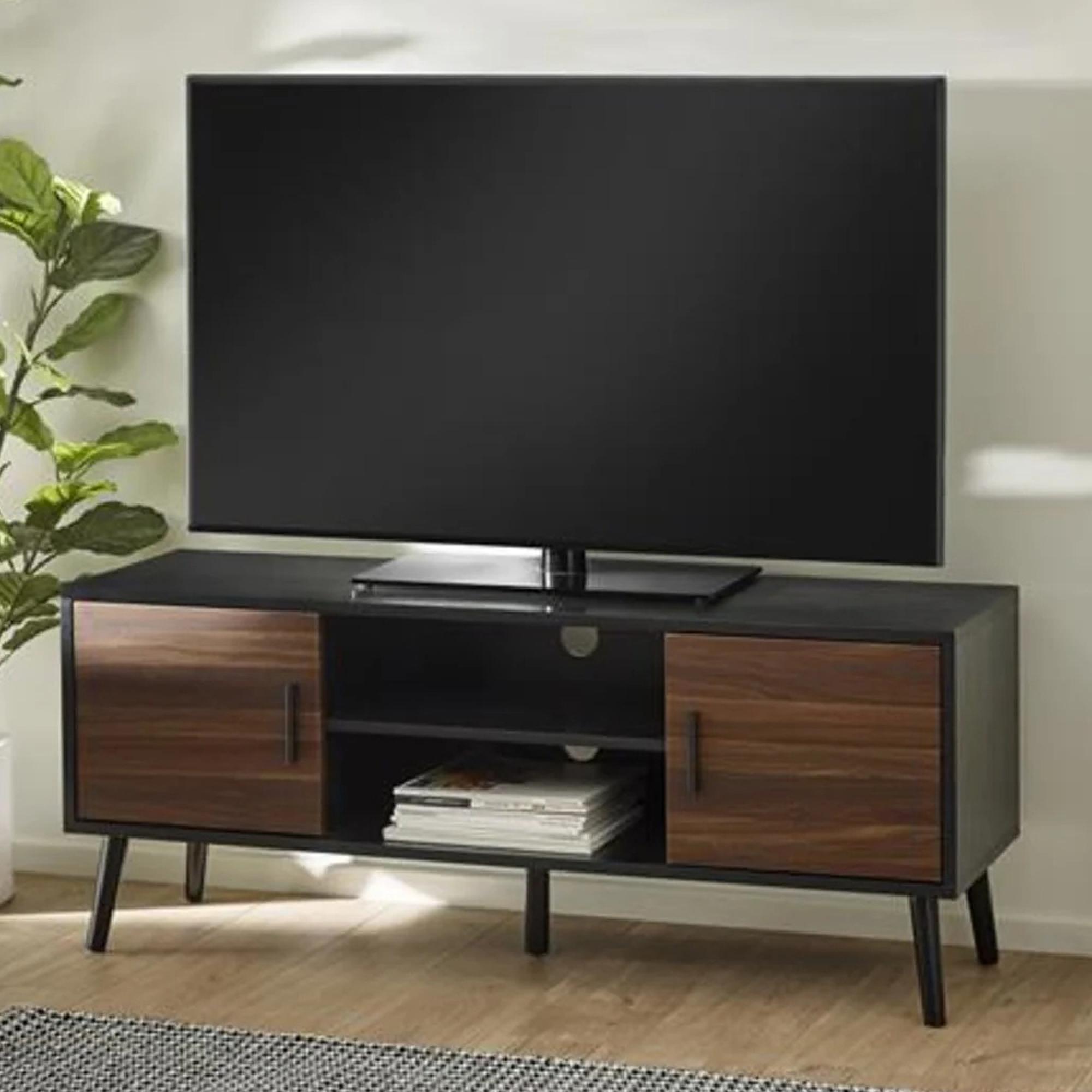 Trent TV Unit - 2 Door - 130cm - Walnut and Black - Oak Effect