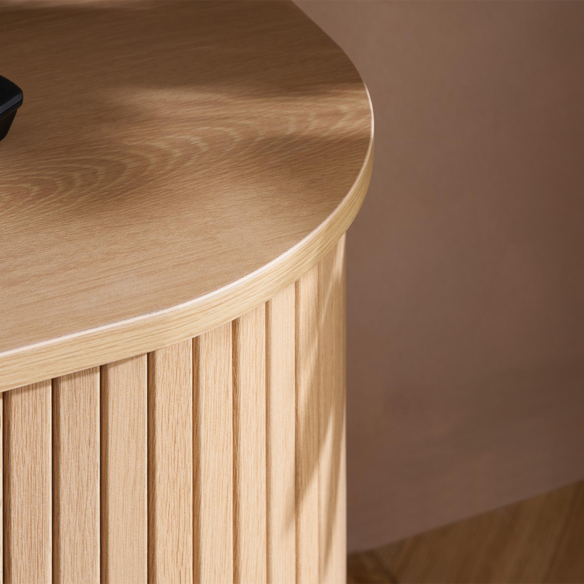 Axel Curved TV Unit - 140cm - Oak Fluted