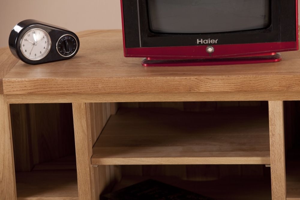 Kent Oak Small Corner TV Unit