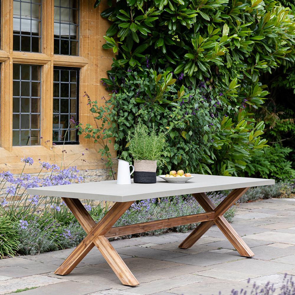 Garden Dining Tables