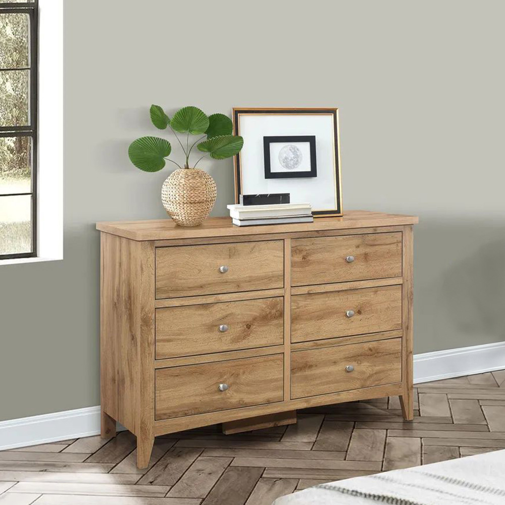 Rustic Chest of Drawers