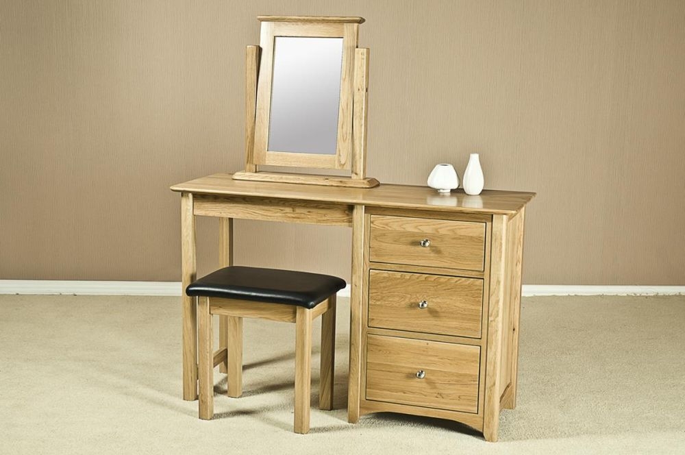 Product photograph of Shaker Oak Single Pedestal Dressing Table from Choice Furniture Superstore.