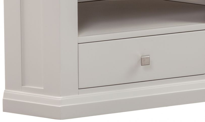 Product photograph of Homestyle Gb Cotswold Oak And Painted Corner Tv Unit from Choice Furniture Superstore.