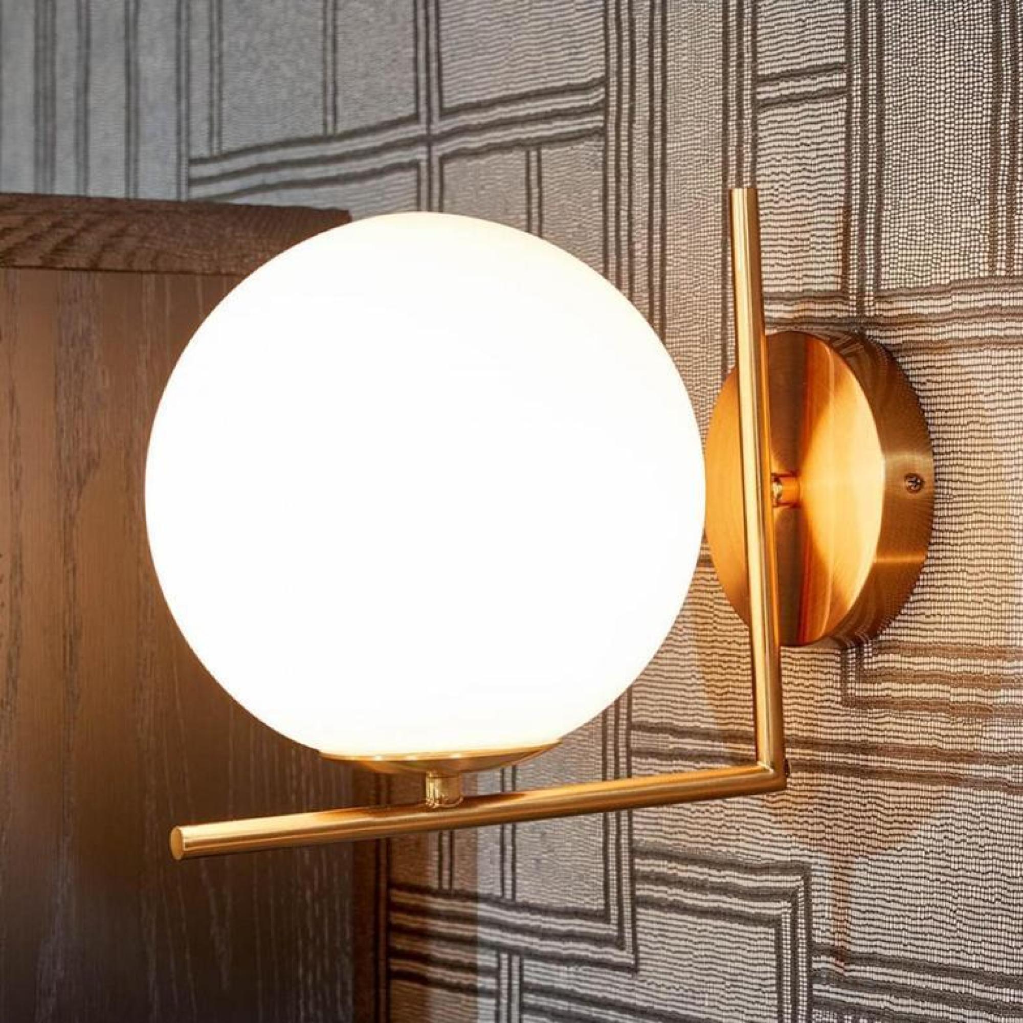 Product photograph of Crisal Decoracion Aged Gold Metal Wall Lamp from Choice Furniture Superstore.