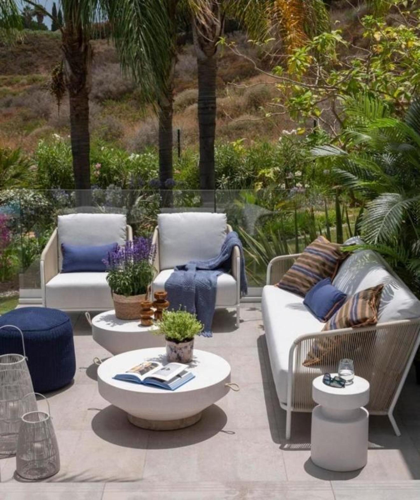 Product photograph of 2 X Crisal Decoracion White Outdoor Stool from Choice Furniture Superstore.
