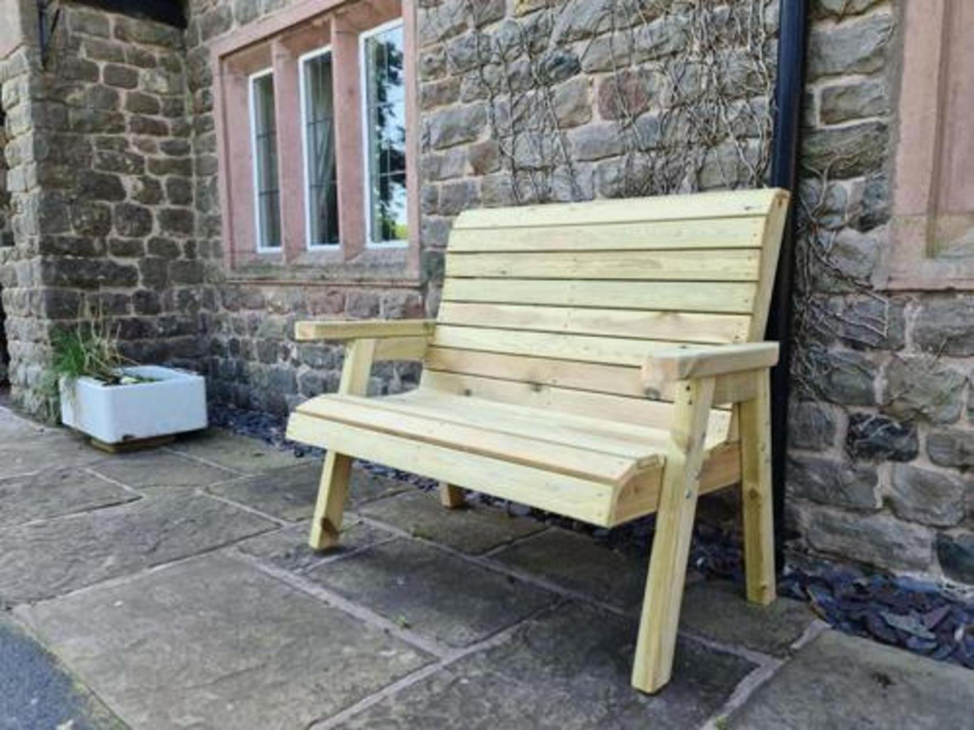 Product photograph of Churnet Valley Clover Bench from Choice Furniture Superstore.