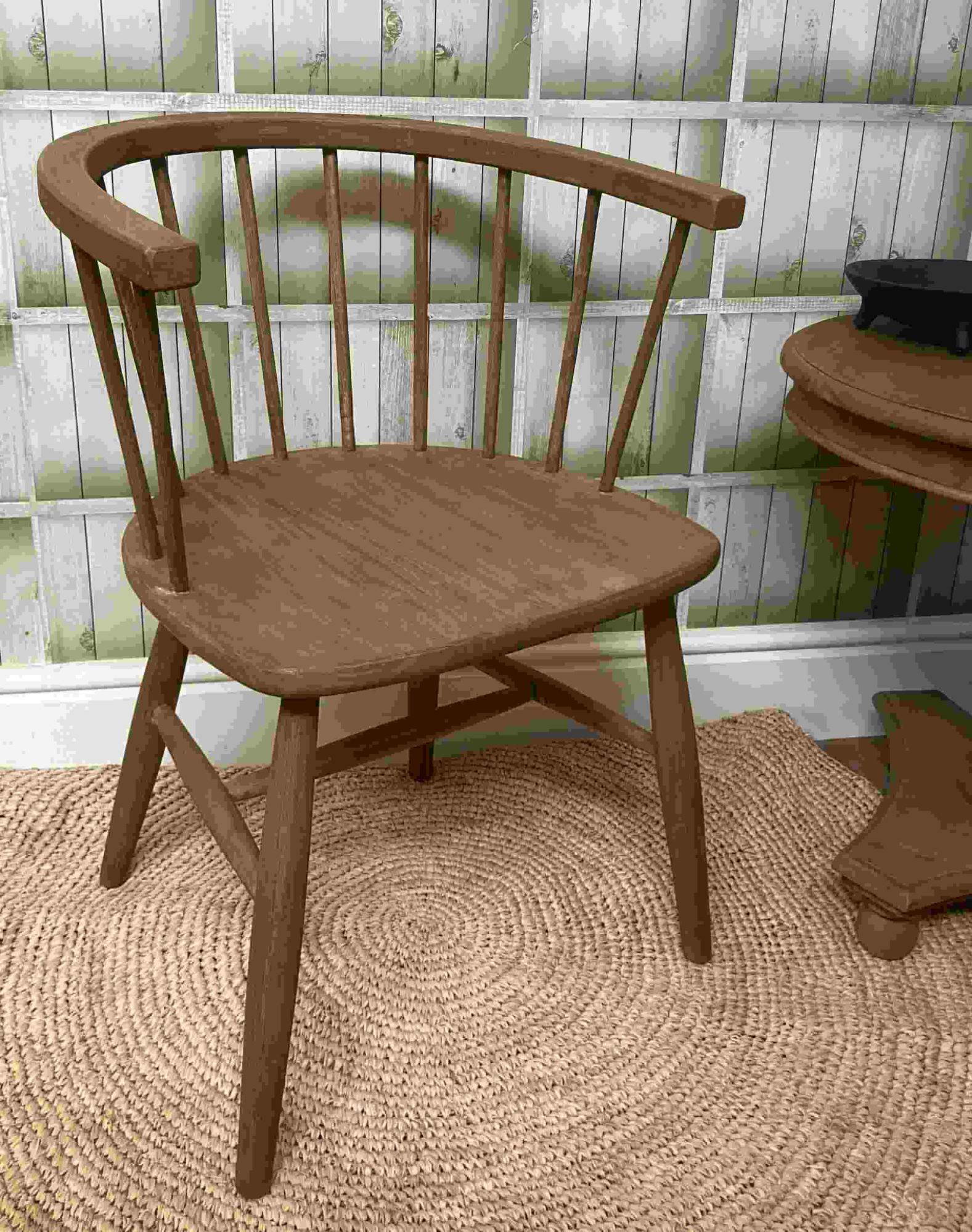 Product photograph of Vintage Dark Mahogany Carver Chair from Choice Furniture Superstore.