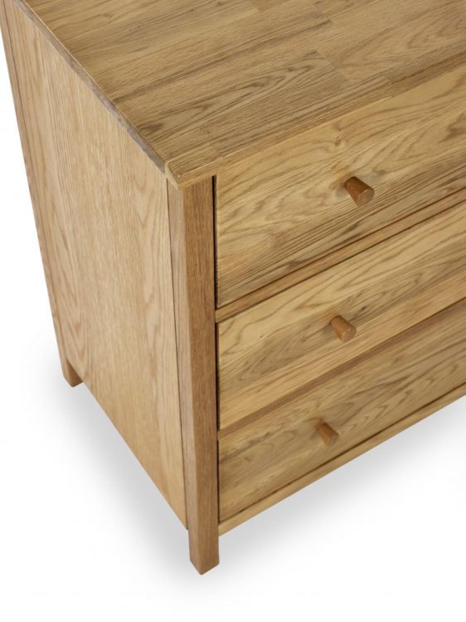 Product photograph of Coxmoor Oak 3 Drawer Chest from Choice Furniture Superstore.