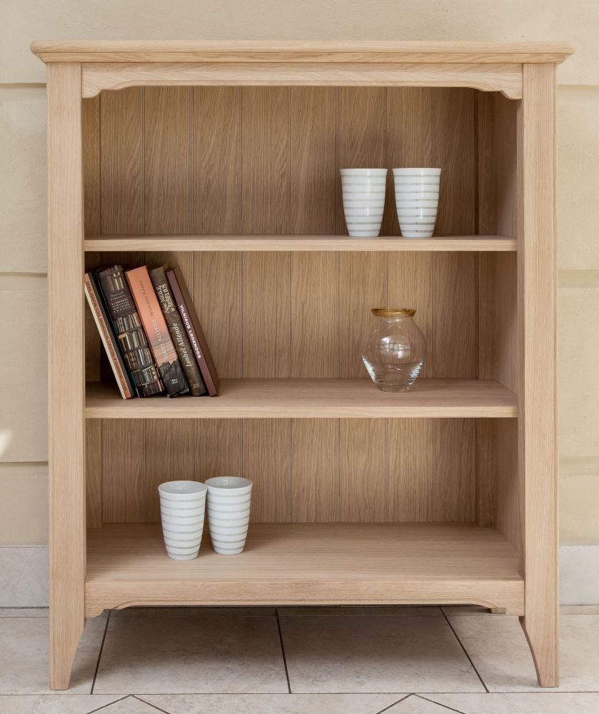 Product photograph of Tch New England Oak Bookcase from Choice Furniture Superstore.
