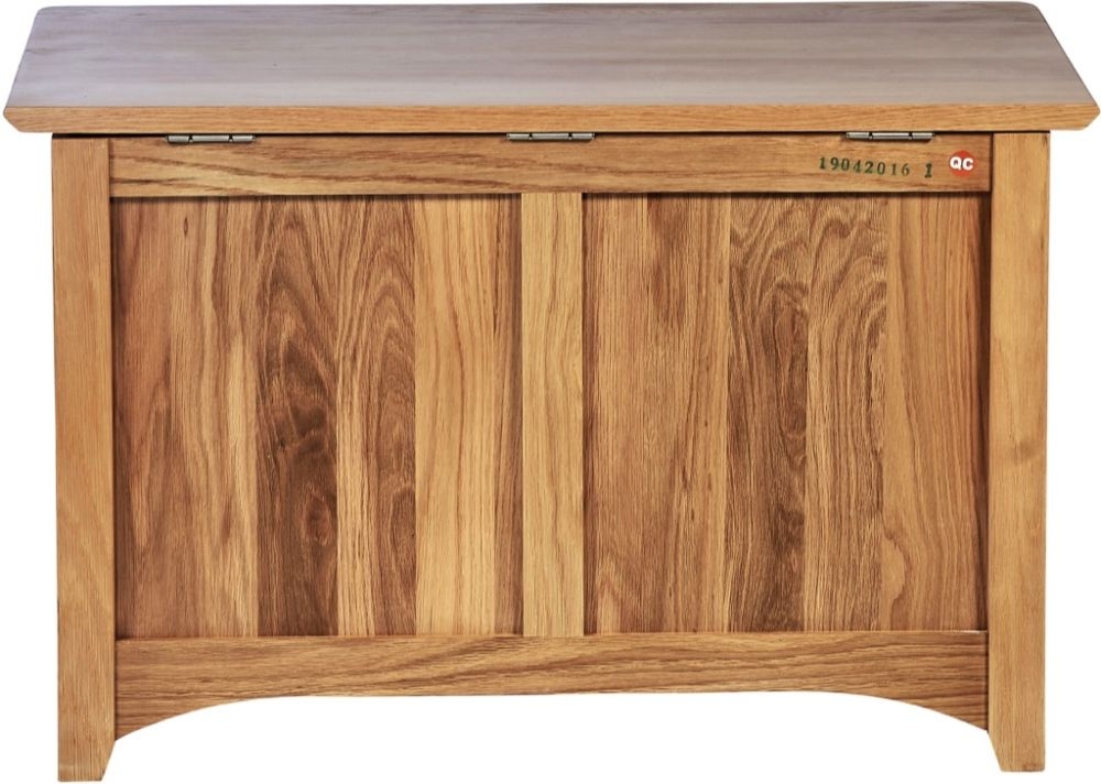 Product photograph of Shaker Oak Small Blanket Box from Choice Furniture Superstore.