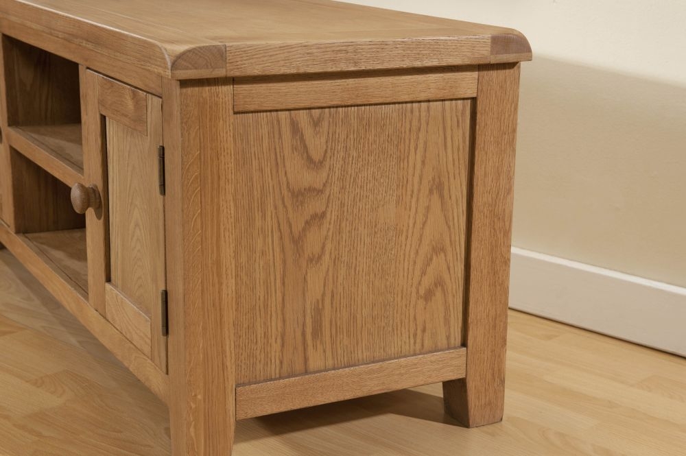 Product photograph of Dorset Oak Large Tv Unit from Choice Furniture Superstore.