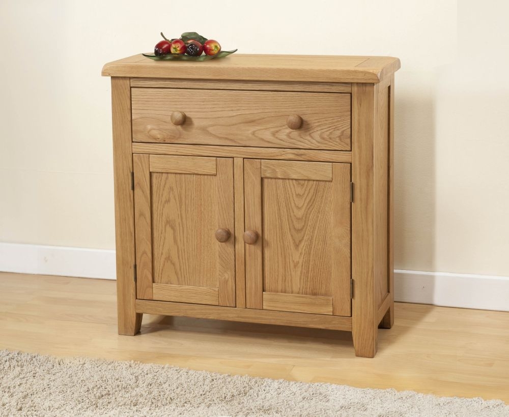 Product photograph of Dorset Oak Small Sideboard from Choice Furniture Superstore.