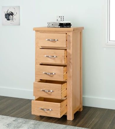 Product photograph of Cambridge Oak 5 Drawer Chest from Choice Furniture Superstore.