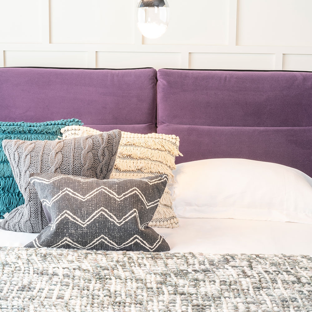 Simba Purple Velvet Fabric Upholstered 4ft 6in Double Bed