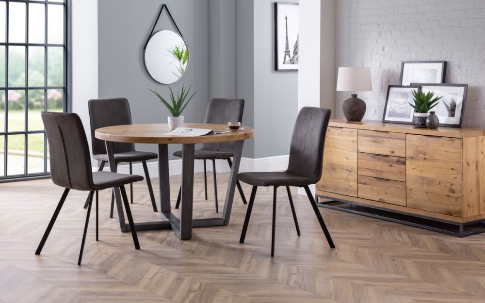 Product photograph of Brooklyn Rustic Oak Round Dining Table - 4 Seater from Choice Furniture Superstore.