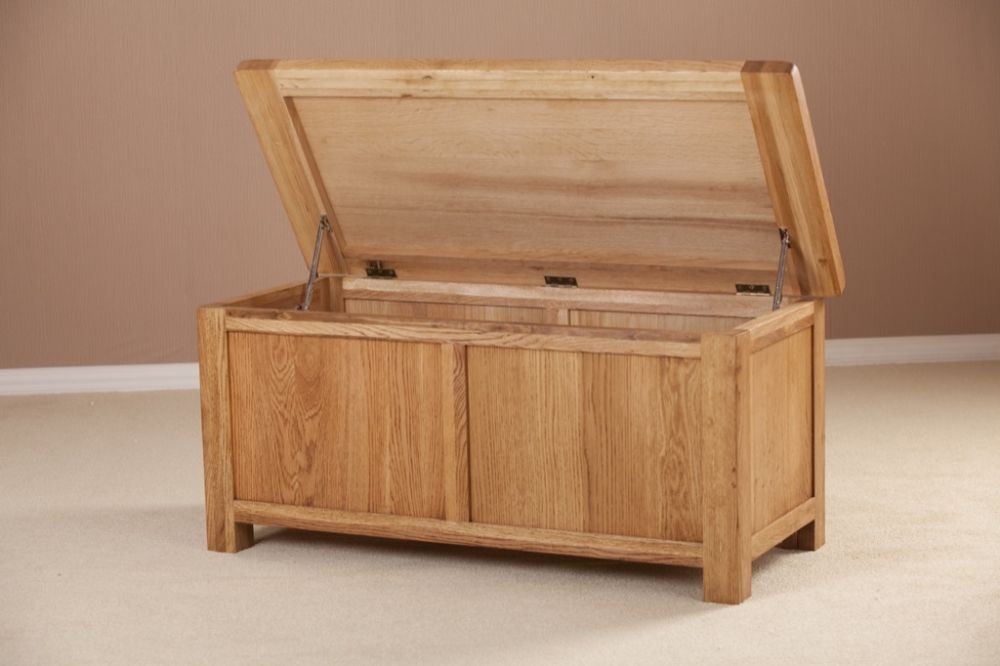Product photograph of Kent Oak Blanket Box from Choice Furniture Superstore.