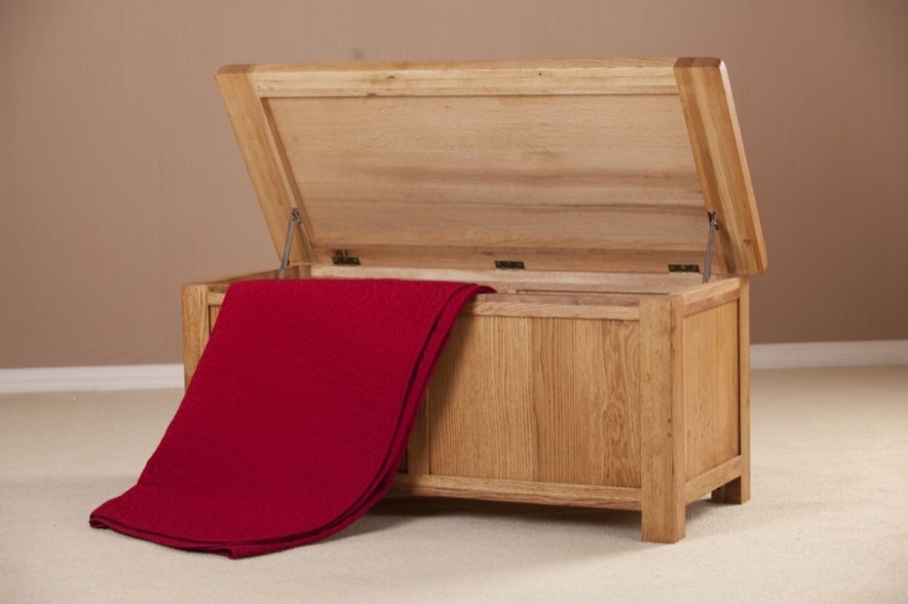 Product photograph of Kent Oak Blanket Box from Choice Furniture Superstore.