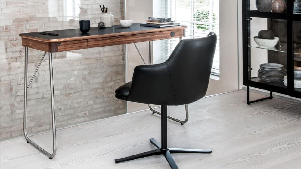 Product photograph of Skovby Sm55 Dining Chair from Choice Furniture Superstore.