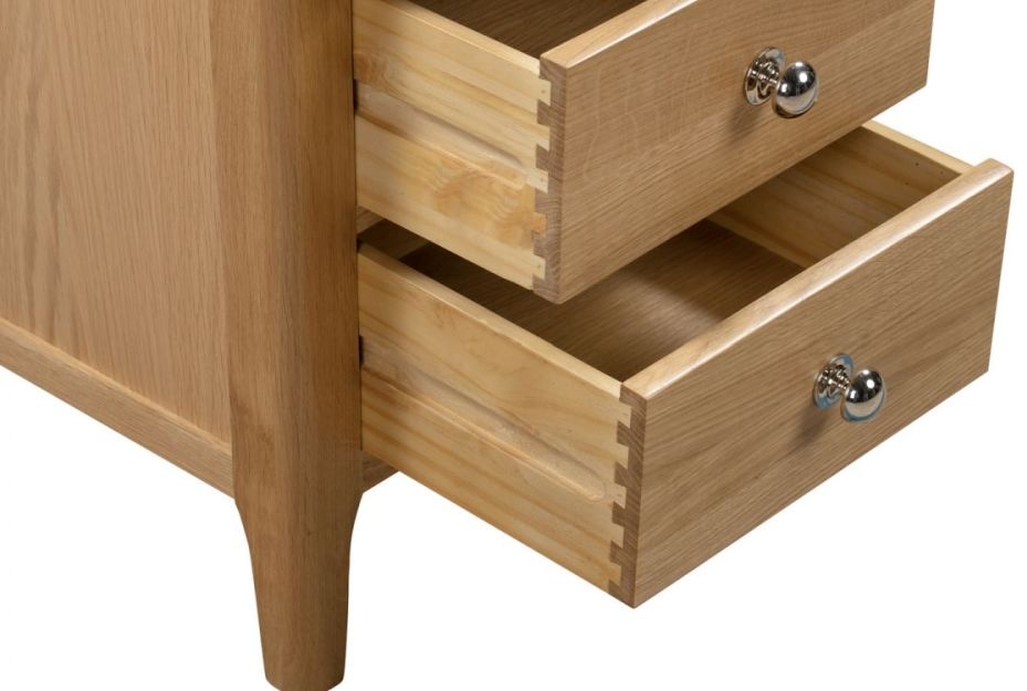 Product photograph of Cotswold Oak 3 Drawers Bedside Cabinet from Choice Furniture Superstore.
