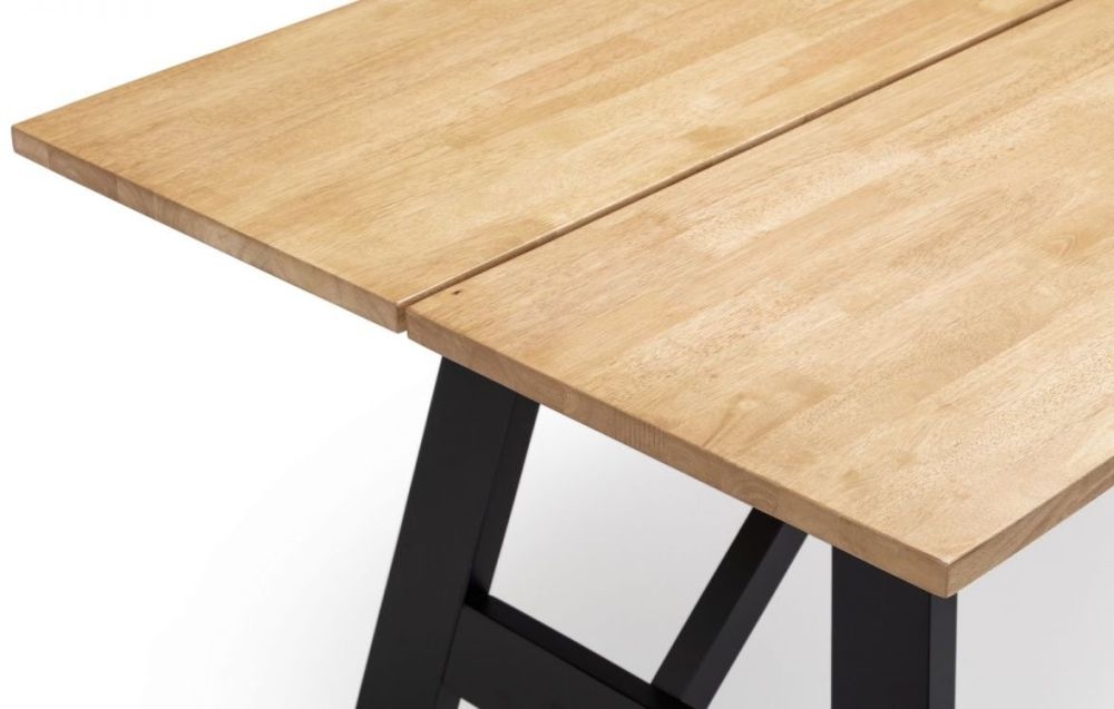 Product photograph of Hockley Oak Dining Table - 6 Seater from Choice Furniture Superstore.