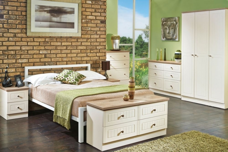 Product photograph of Vienna Cream Ash 4 Drawer Deep Chest from Choice Furniture Superstore.