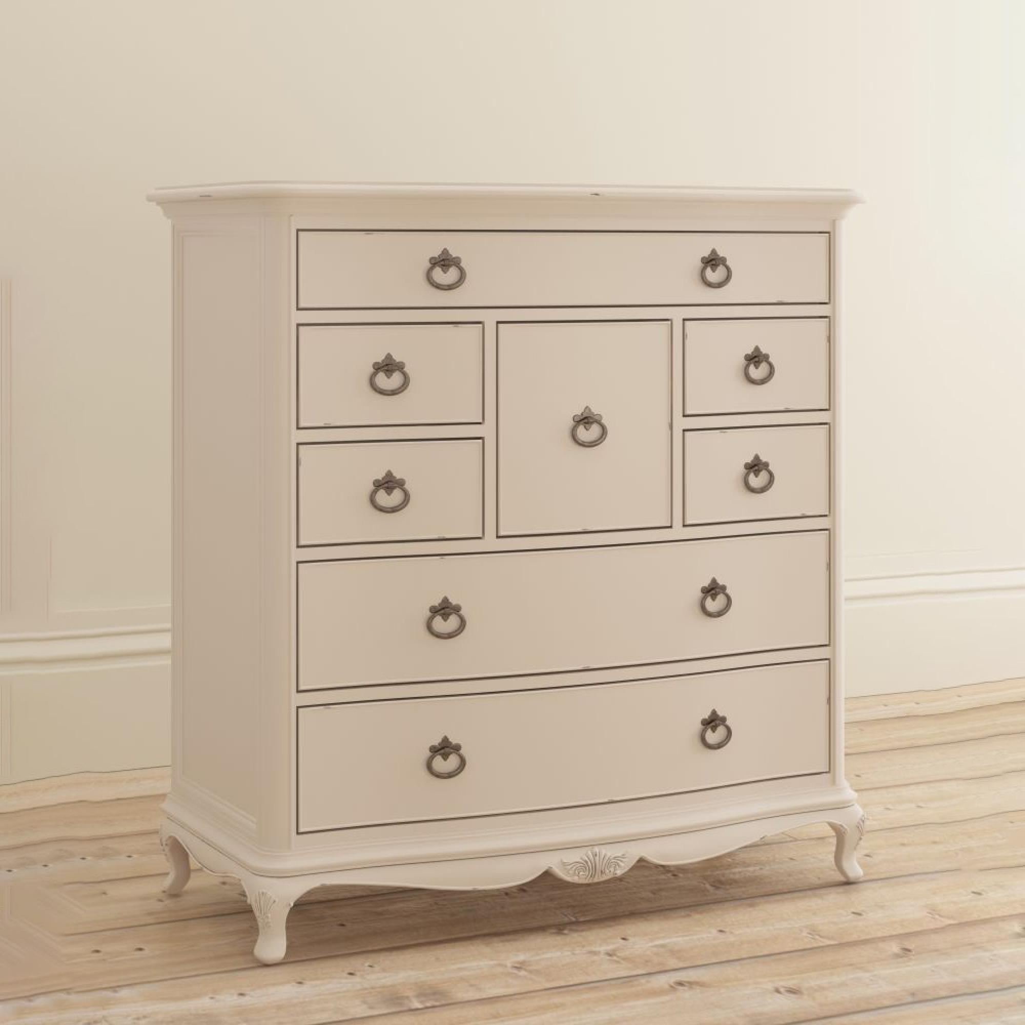 Product photograph of Willis And Gambier Ivory 8 Drawer Chest from Choice Furniture Superstore.