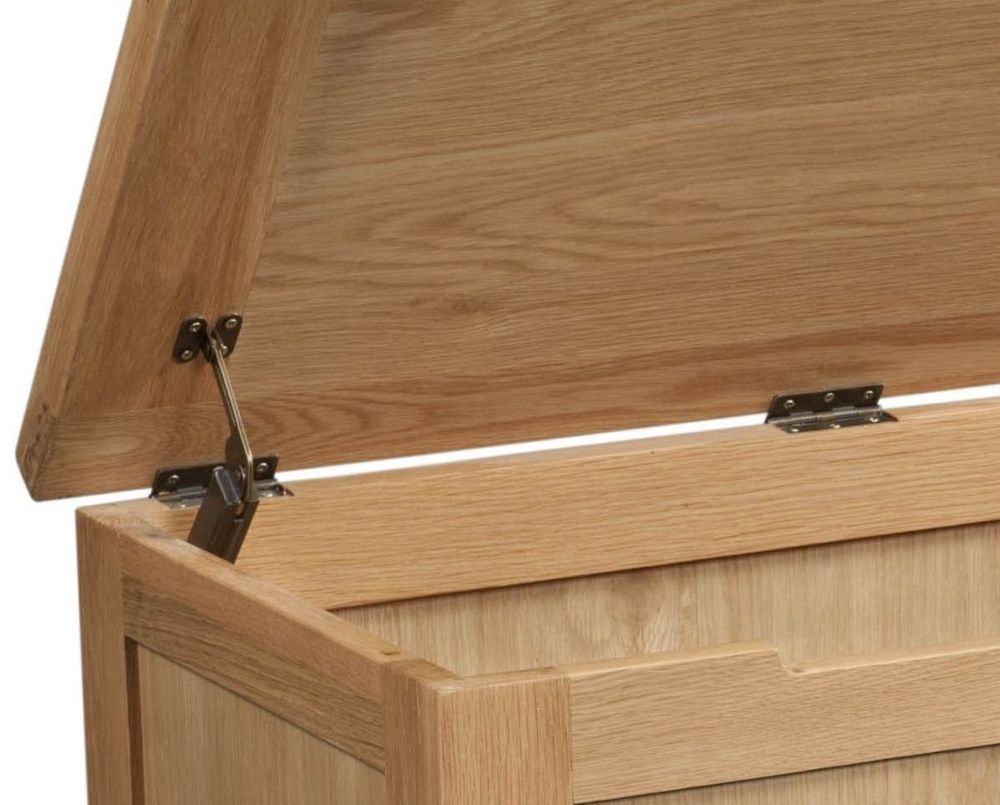 Product photograph of Appleby Oak Blanket Box from Choice Furniture Superstore.