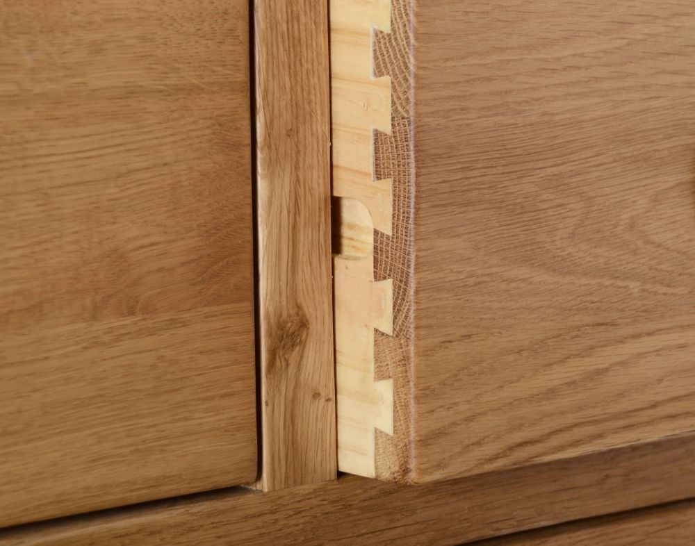 Product photograph of Appleby Oak 3 Door Triple Wardrobe from Choice Furniture Superstore.