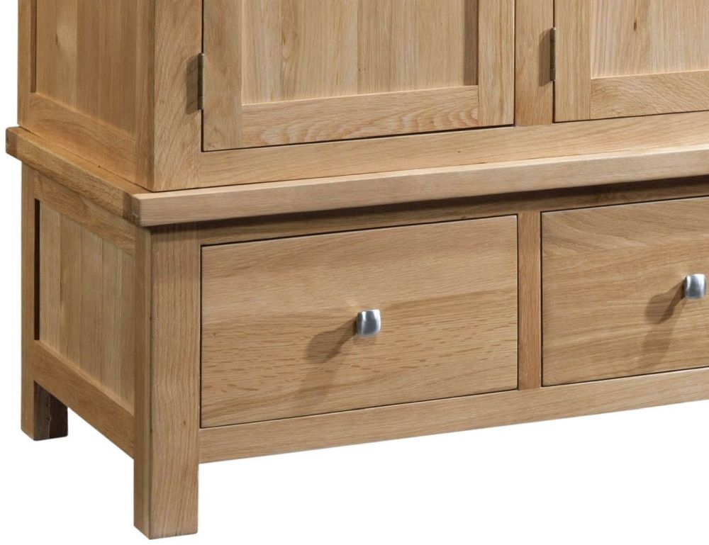 Product photograph of Appleby Oak 3 Door Triple Wardrobe from Choice Furniture Superstore.