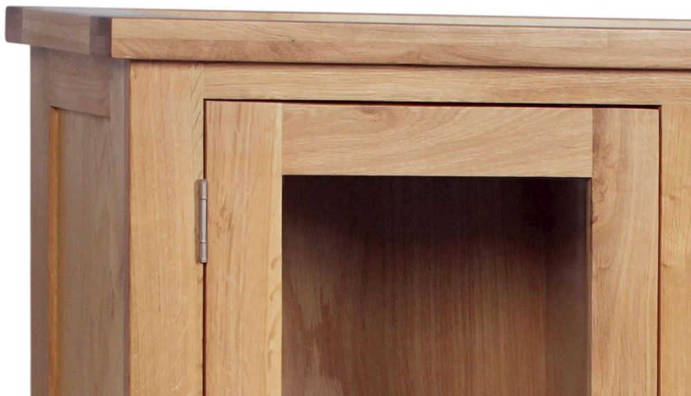 Product photograph of Appleby Oak Dresser Top from Choice Furniture Superstore.