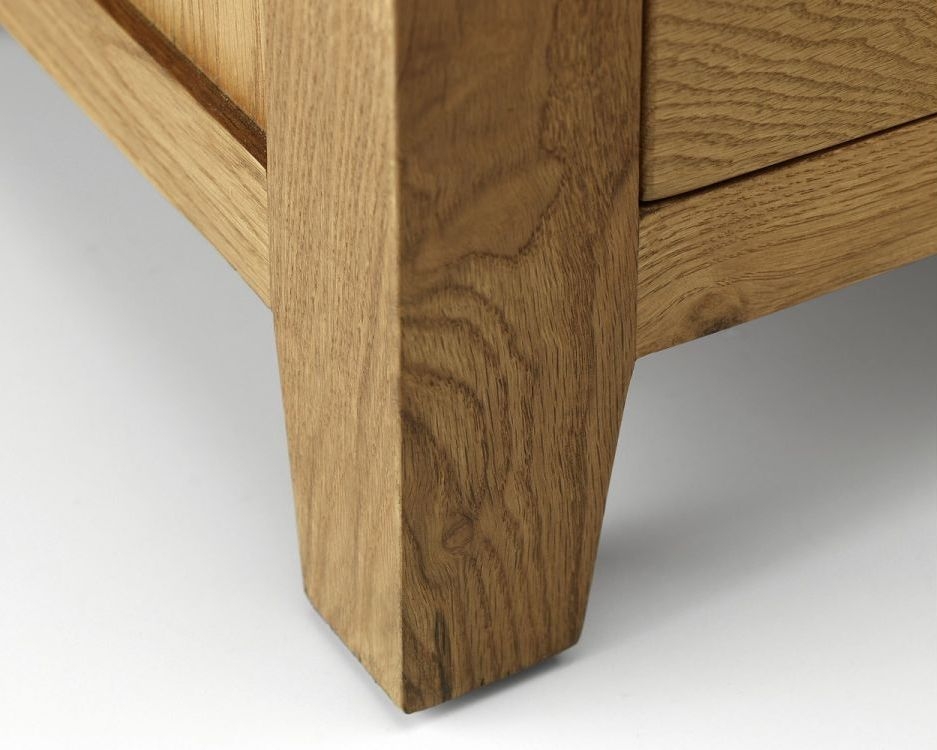 Product photograph of Marlborough Oak 1 Drawer Bedside Cabinet from Choice Furniture Superstore.