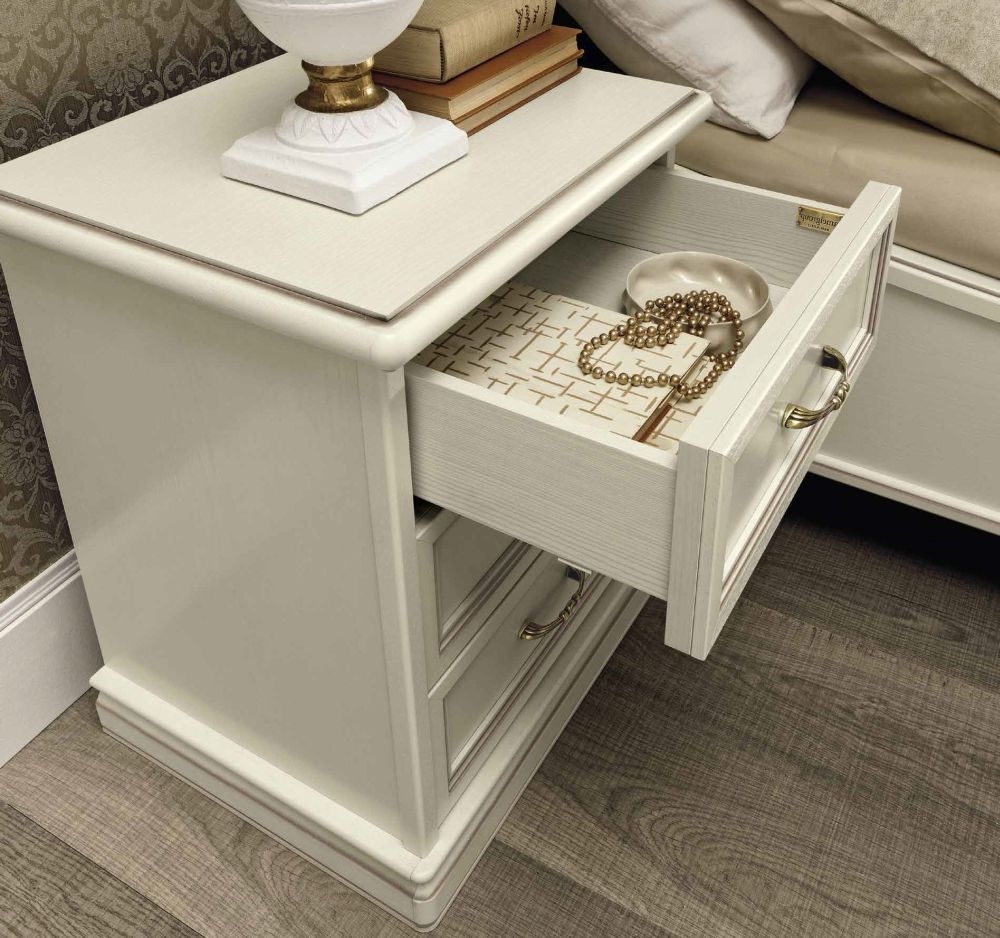 Product photograph of Camel Nostalgia Bianco Antico Italian 3 Drawer Bedside Cabinet from Choice Furniture Superstore.