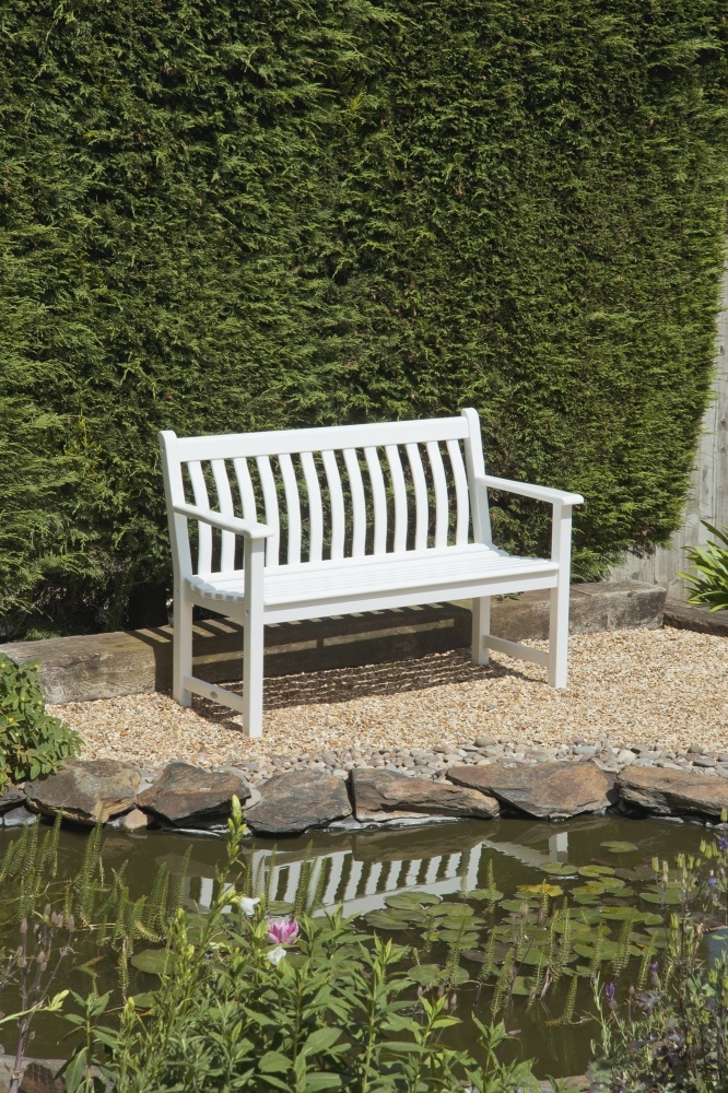 Product photograph of Alexander Rose New England White Painted Broadfield Bench 4ft from Choice Furniture Superstore.