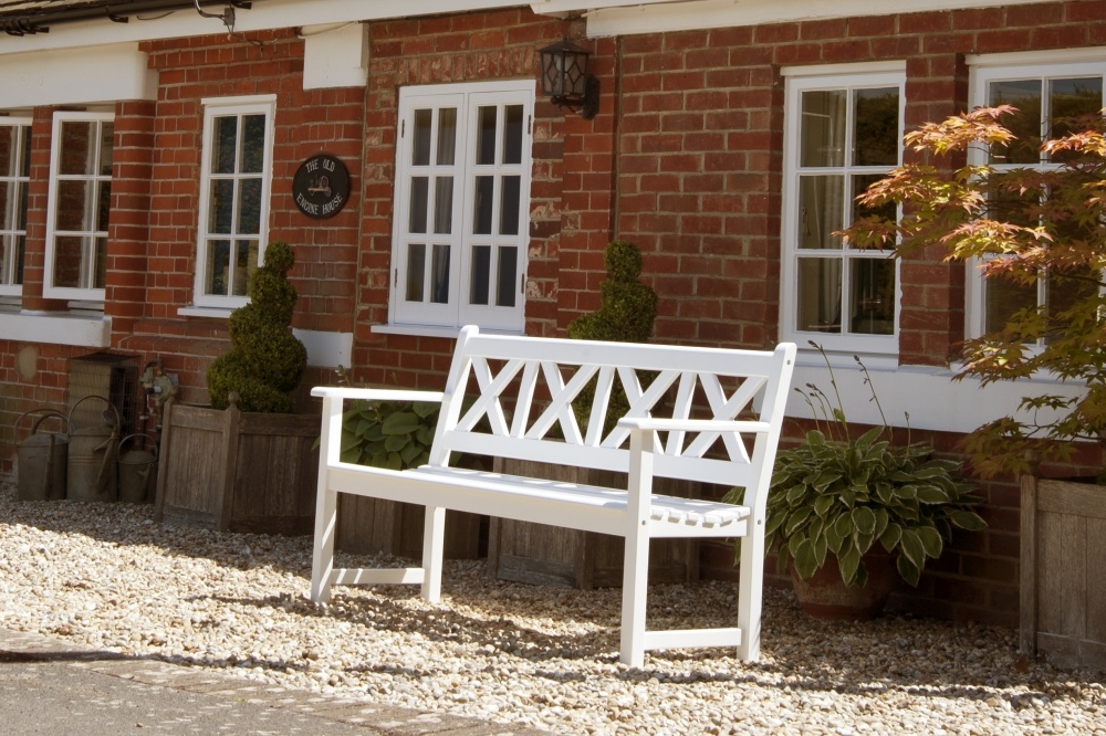 Product photograph of Alexander Rose New England White Painted Drachmann Bench 5ft from Choice Furniture Superstore.