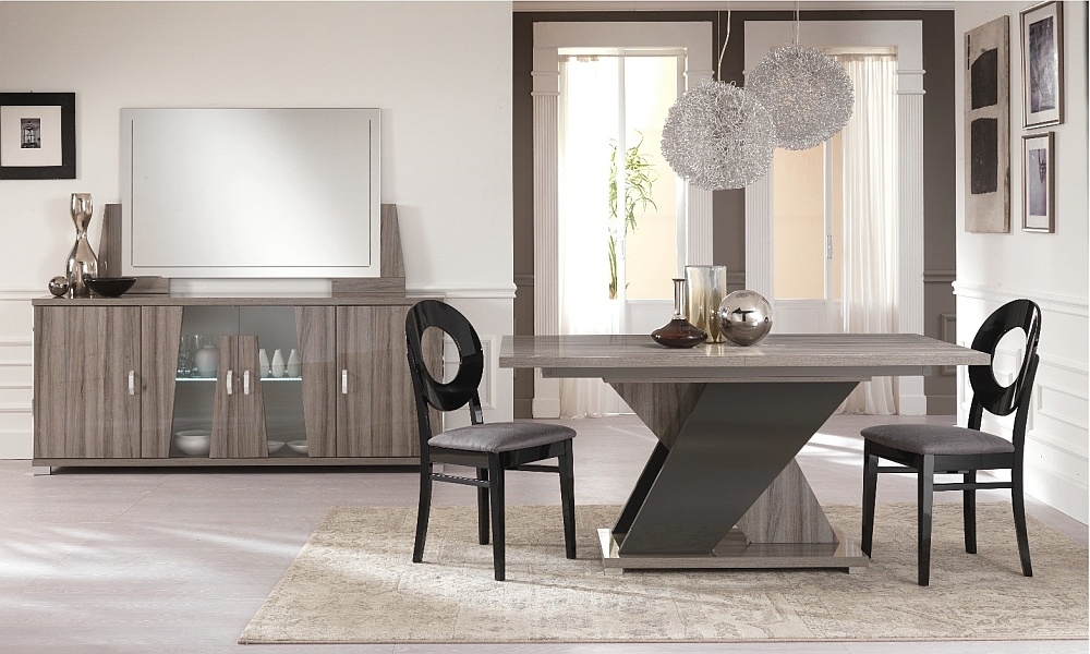 Product photograph of Bagni Italian 6-8 Seater Extending Pedestal Dining Table from Choice Furniture Superstore.