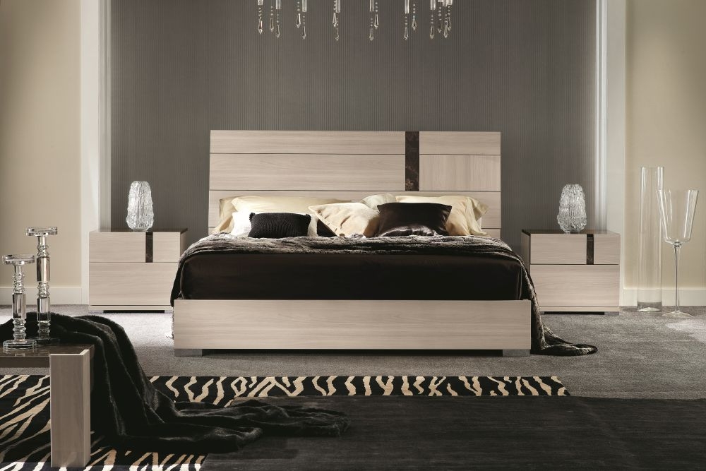 Product photograph of Alf Italia Teodora Cream Gloss 5ft King Size Bed from Choice Furniture Superstore.