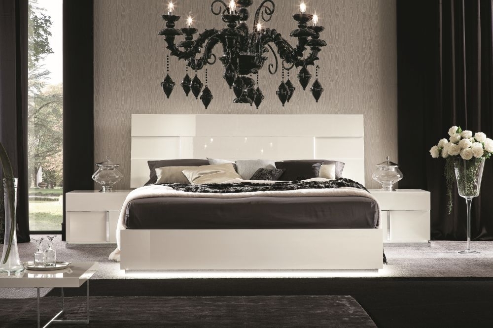 Product photograph of Canova White High Gloss Bed - Comes In King And Queen Size Options from Choice Furniture Superstore.