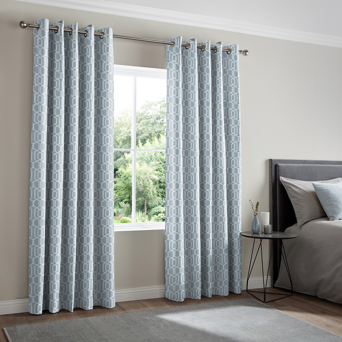 Product photograph of Robben Duckegg Curtain from Choice Furniture Superstore.