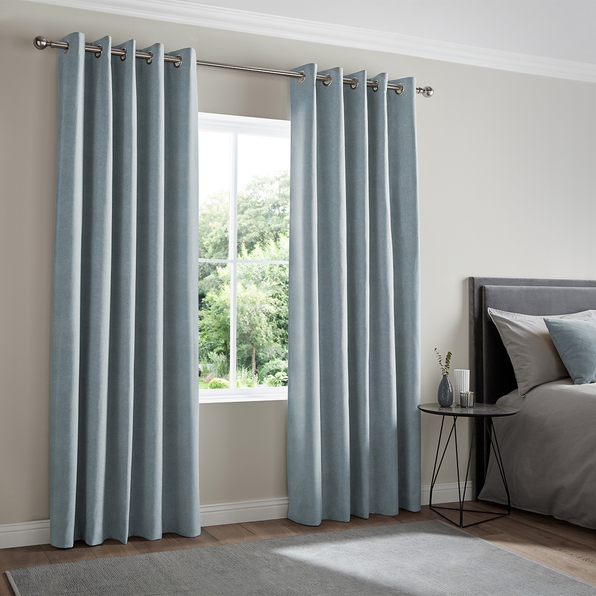 Product photograph of Rudiger Sky Curtain from Choice Furniture Superstore.