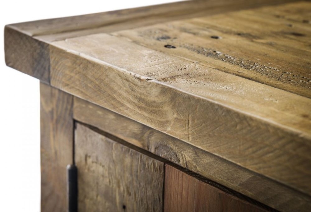 Product photograph of Aspen Rough Sawn Pine Storage Bench from Choice Furniture Superstore.