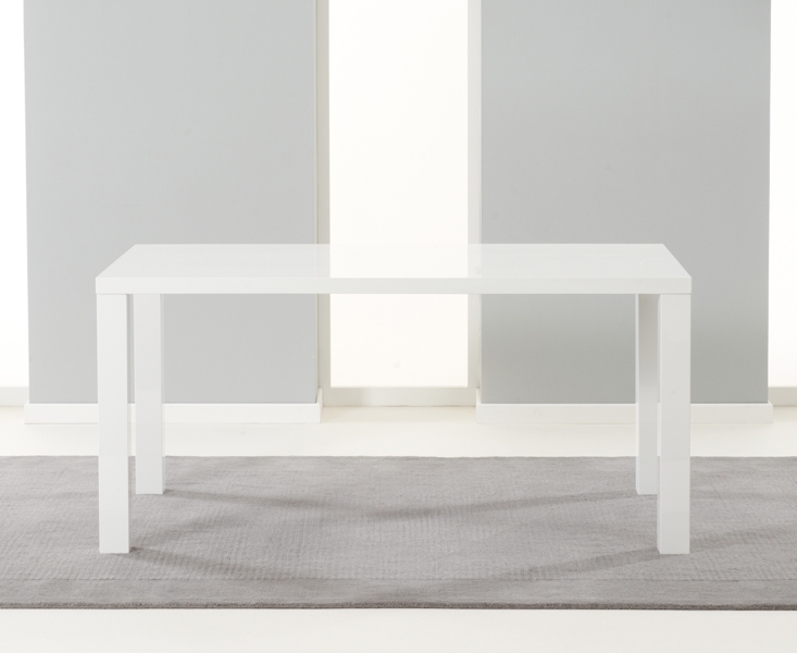 Product photograph of Sandra White High Gloss Medium Dining Table - Clearance Fs12120 from Choice Furniture Superstore.