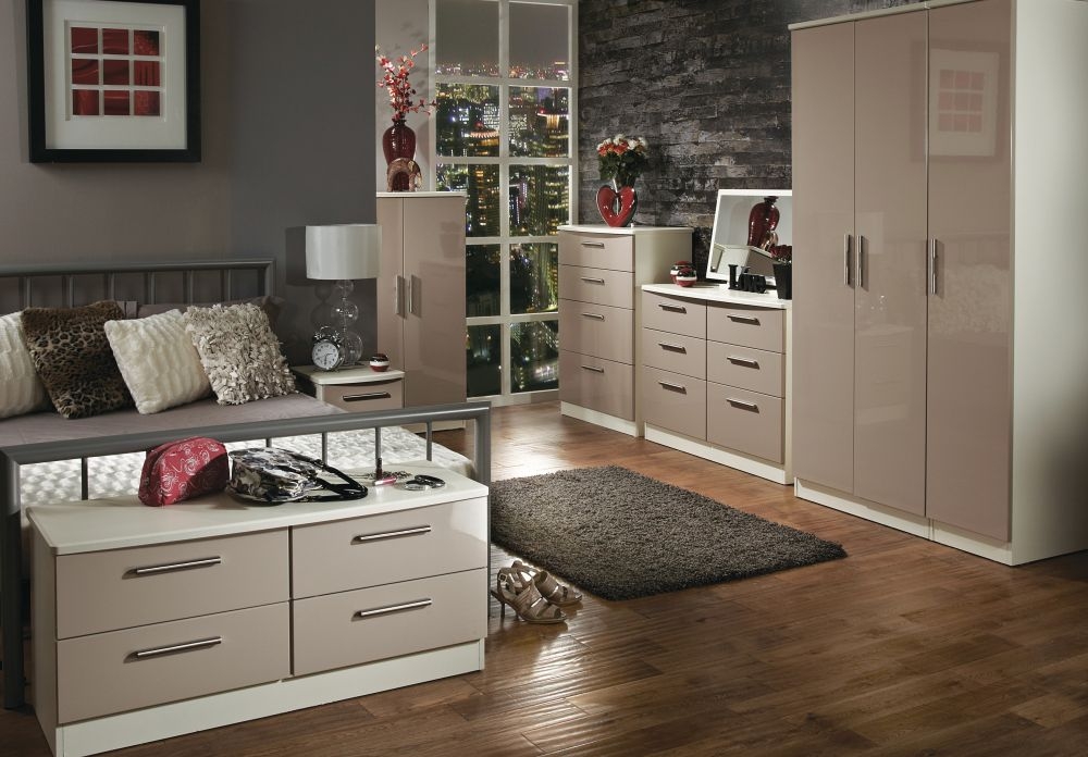 Product photograph of Knightsbridge 3 Door Wardrobe - High Gloss Mushroom And Cream from Choice Furniture Superstore.