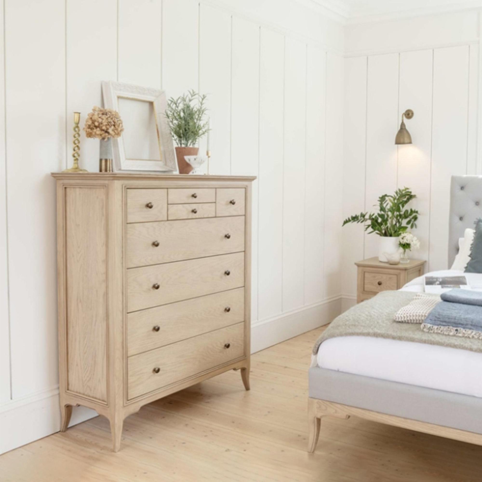 Product photograph of Willis And Gambier Toulon Oak 8 Drawer Chest from Choice Furniture Superstore.