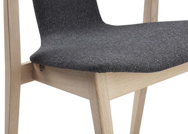 Product photograph of Skovby Sm820 Dining Chair from Choice Furniture Superstore.